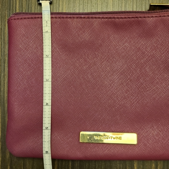 Tartan and Twine makeup clutch - Picture 5 of 7